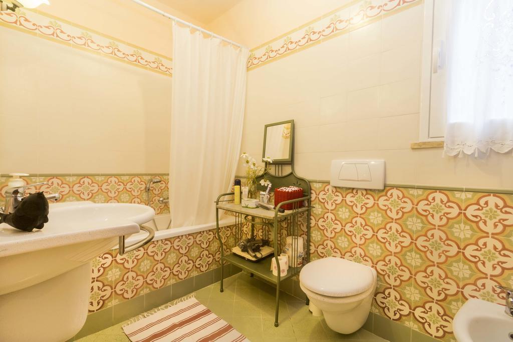 Villa Monserrato - Goelba Porto Azzurro Quarto foto